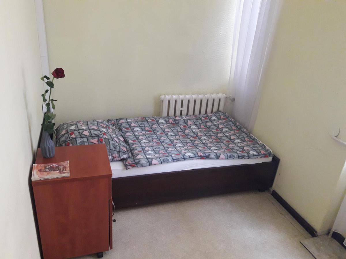 Hostel Palacyk Bydgoszcz Exteriör bild