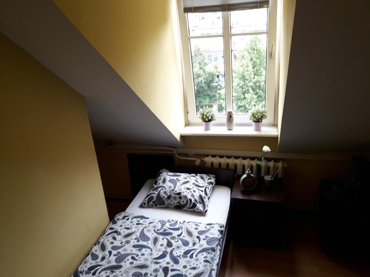 Hostel Palacyk Bydgoszcz Exteriör bild