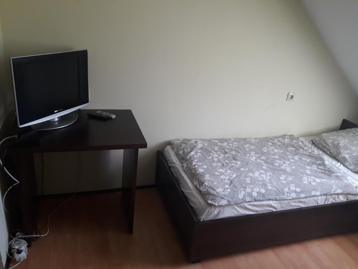 Hostel Palacyk Bydgoszcz Exteriör bild
