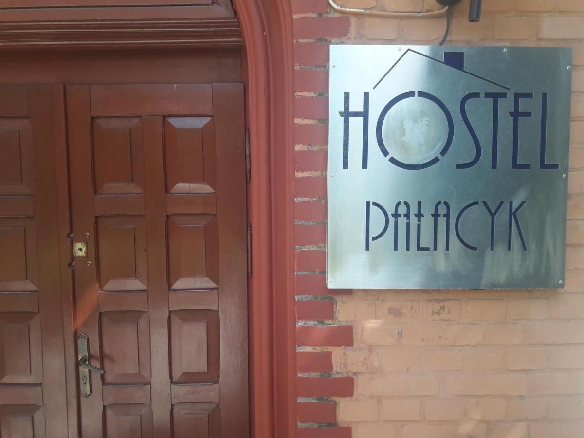 Hostel Palacyk Bydgoszcz Exteriör bild