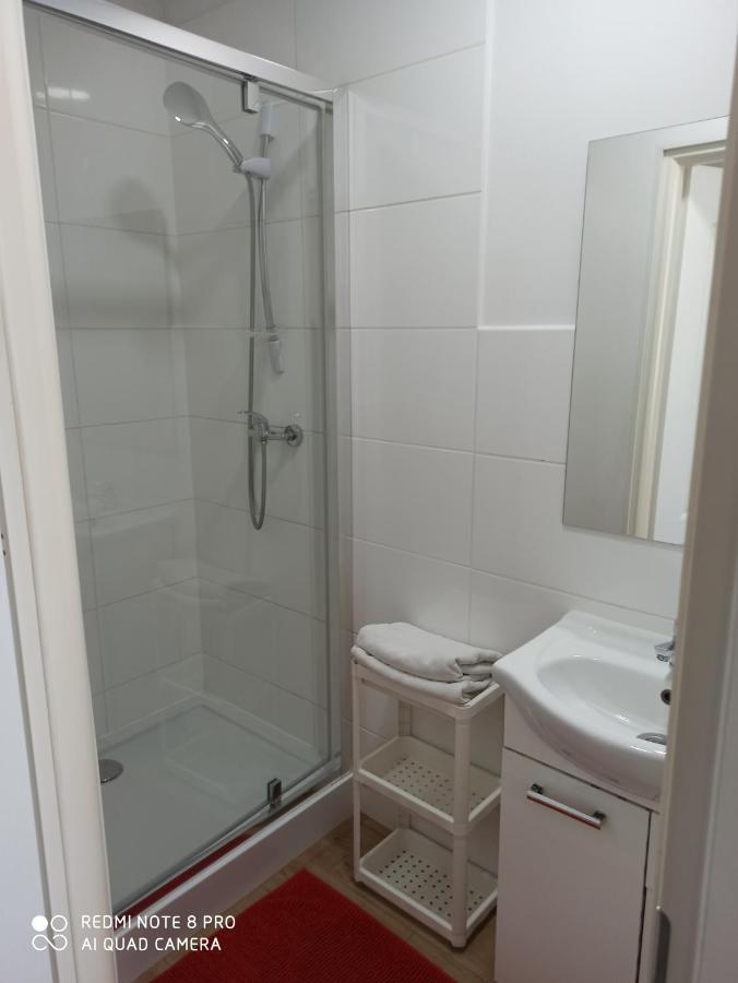 Hostel Palacyk Bydgoszcz Exteriör bild